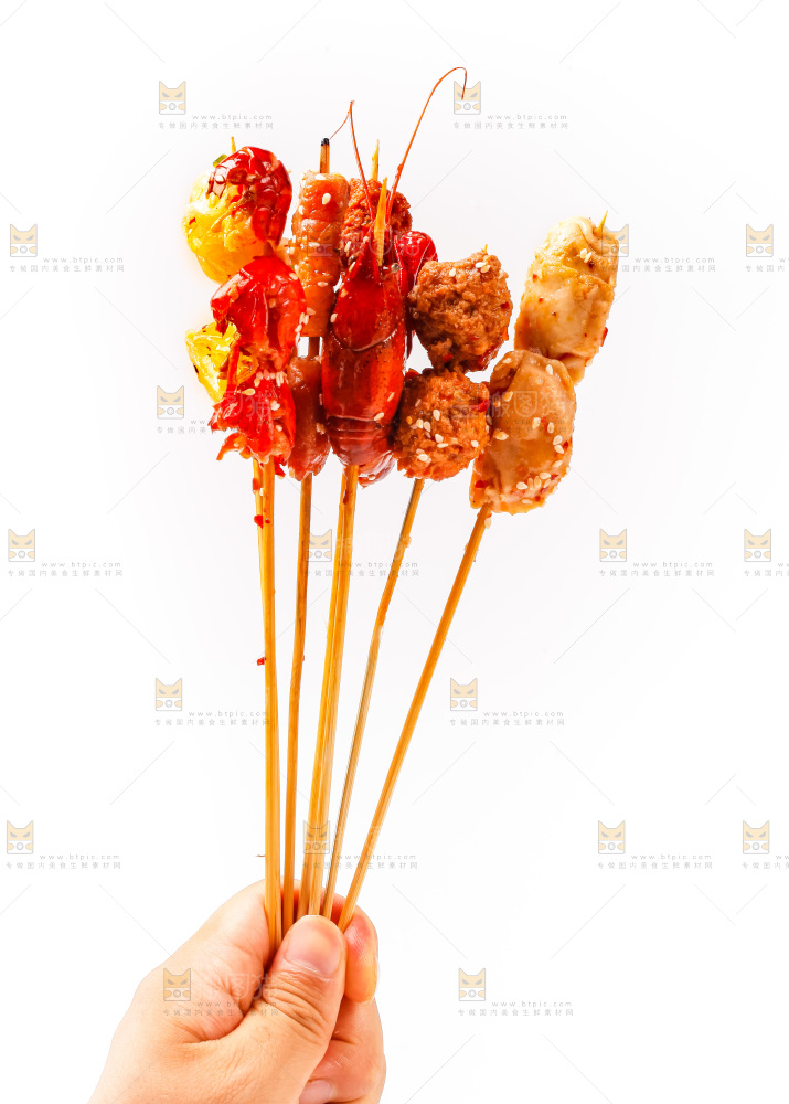 手拿钵钵鸡食材