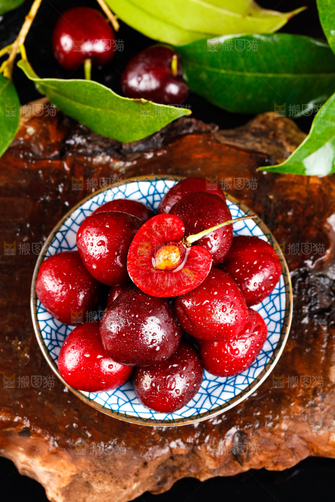 碟子里的四川车厘子