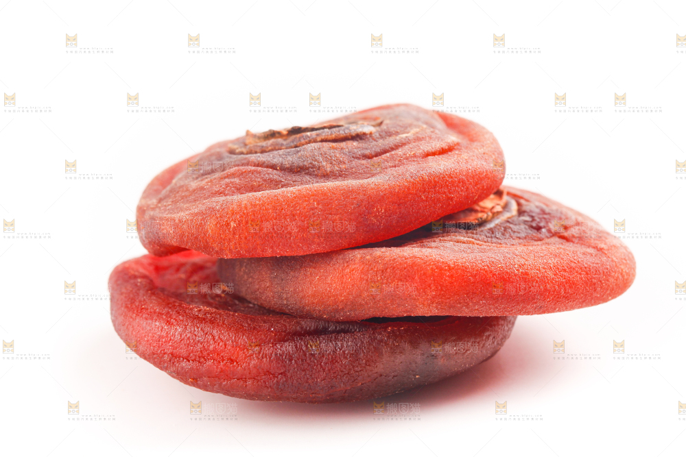 白底上放着柿饼