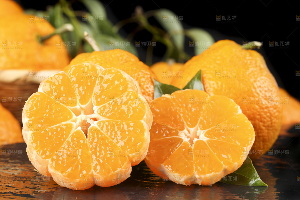 石板上的椪柑