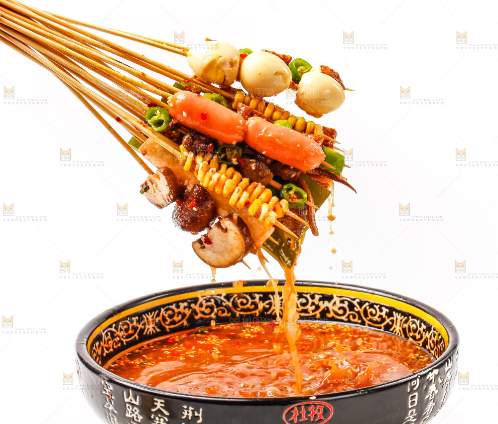 白底上的钵钵鸡