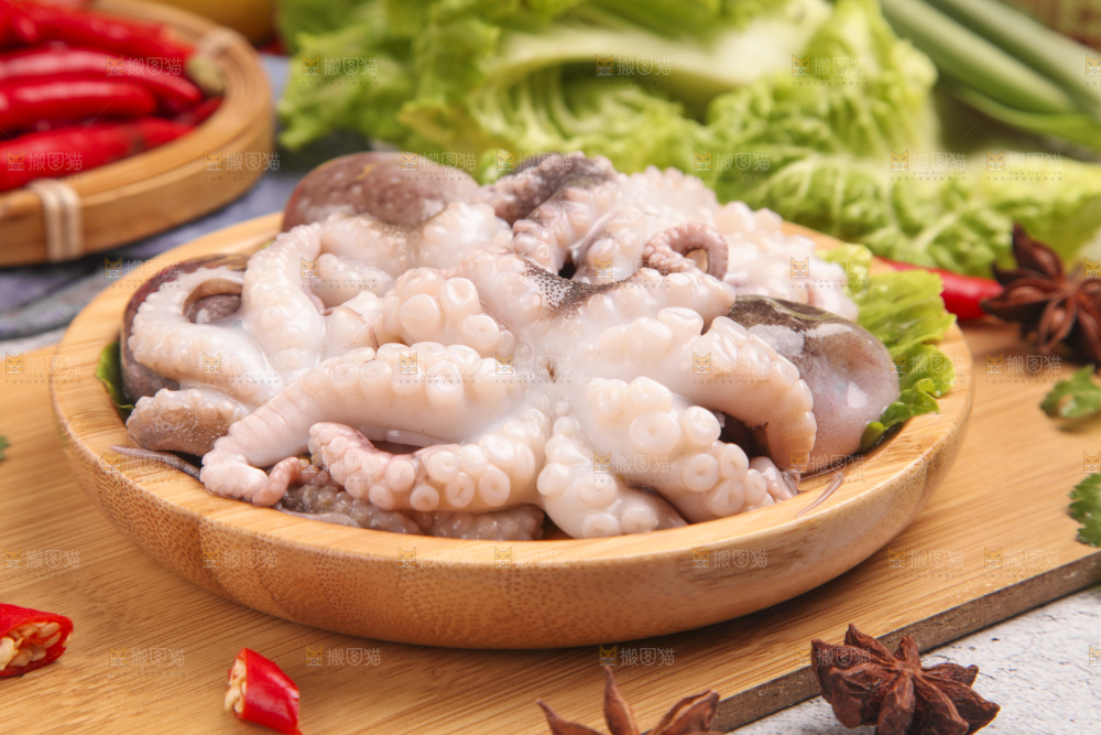 盘子里的八爪鱼