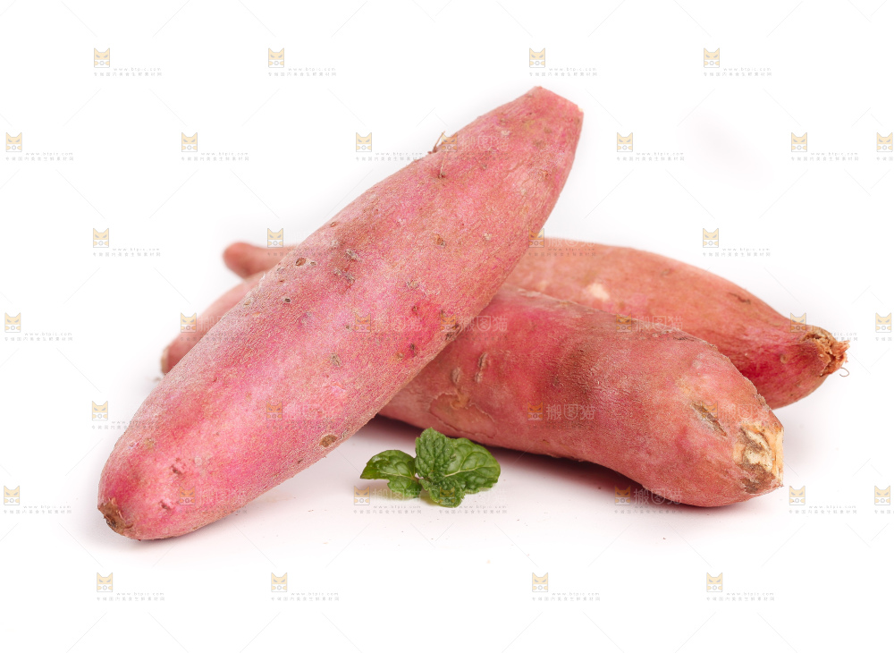 白底上放着一堆新鲜小蜜薯