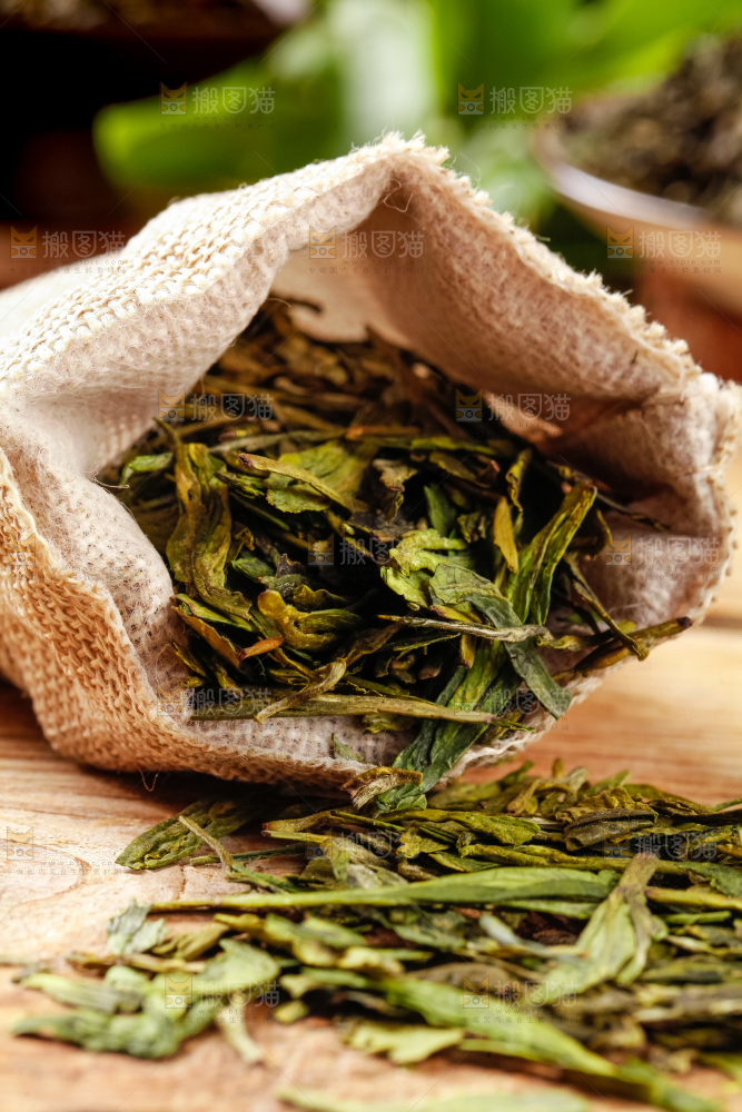 袋子里的干茶叶