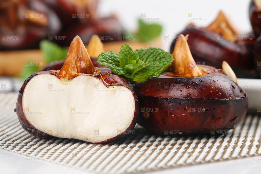 浅底上的马蹄果