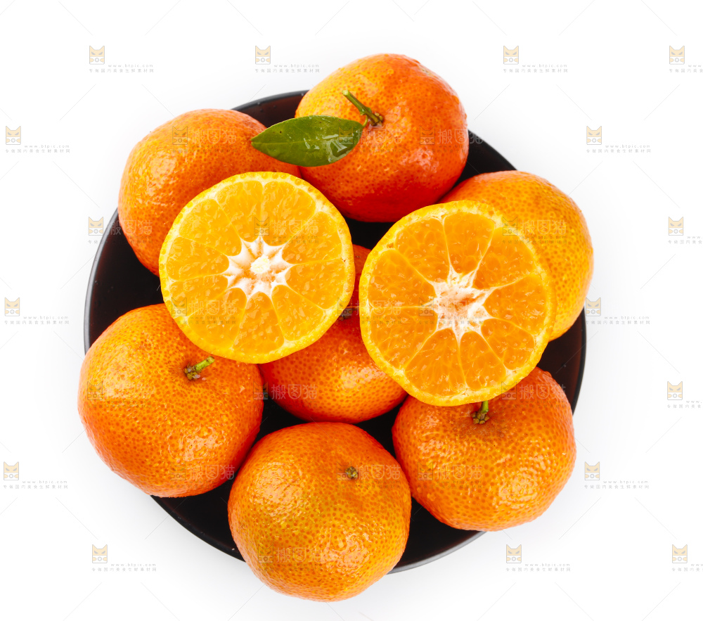 盘子里装着小蜜橘