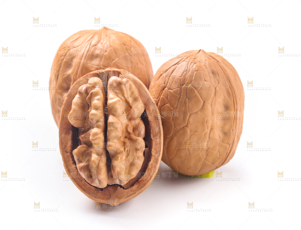 白底上放着新疆核桃