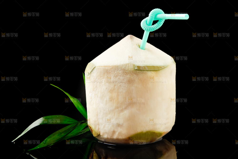 黑底上的青椰子