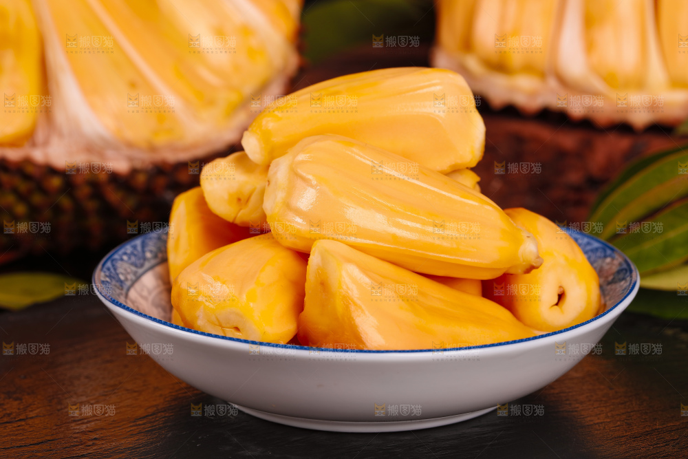 深底上的菠萝蜜