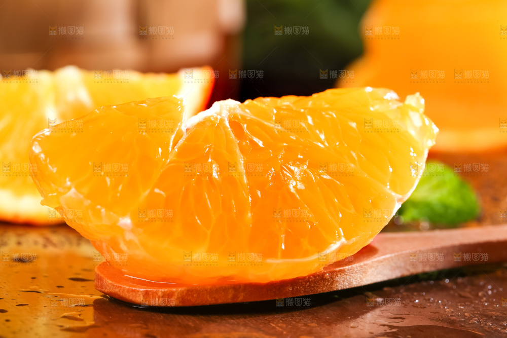黄板子上的脐橙