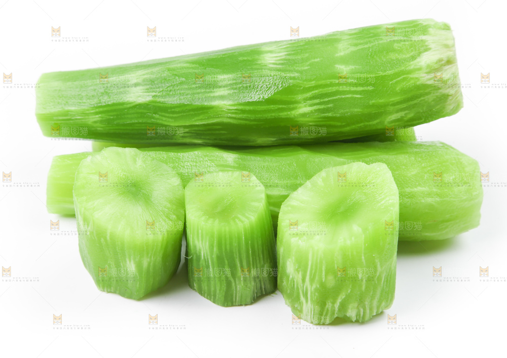 白底上摆放着莴苣