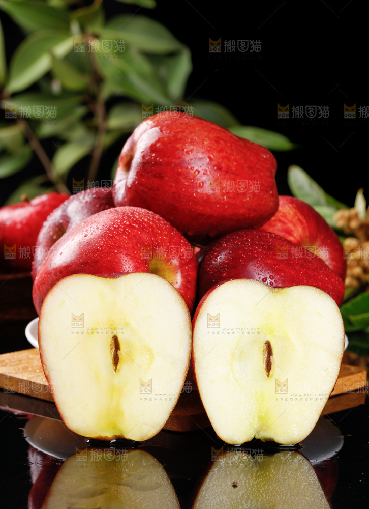 深底上放着甘肃花牛苹果