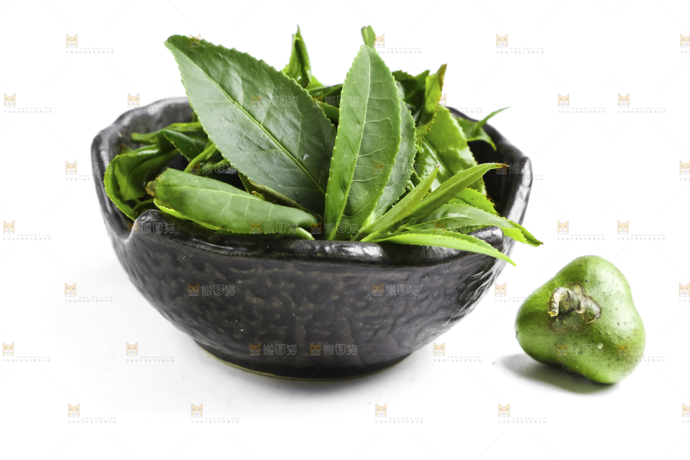 白底上摆放着茶叶子