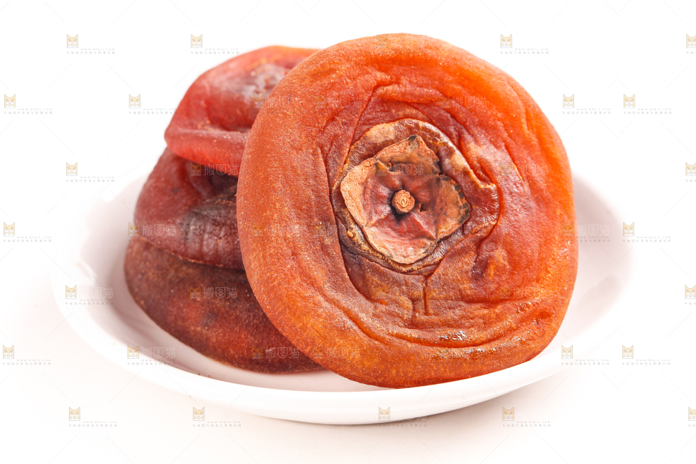 白底上放着柿饼