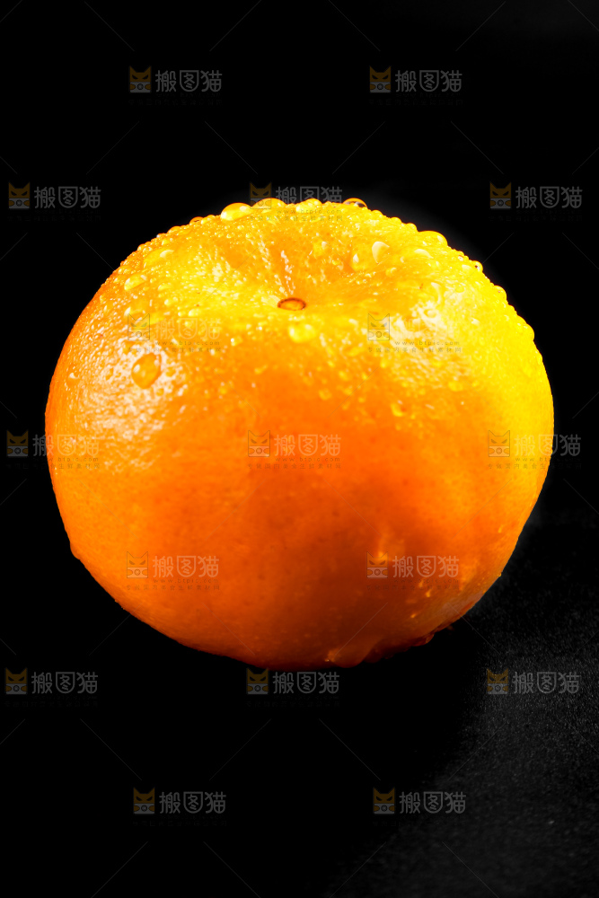 黑底上的椪柑