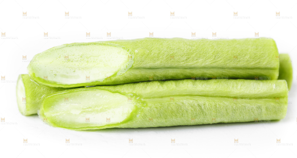 白底上摆放着长豇豆