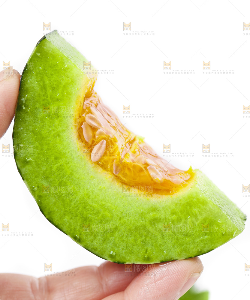 手里拿着博洋9号甜瓜
