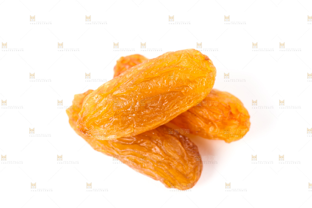 白底上放着树上黄葡萄干
