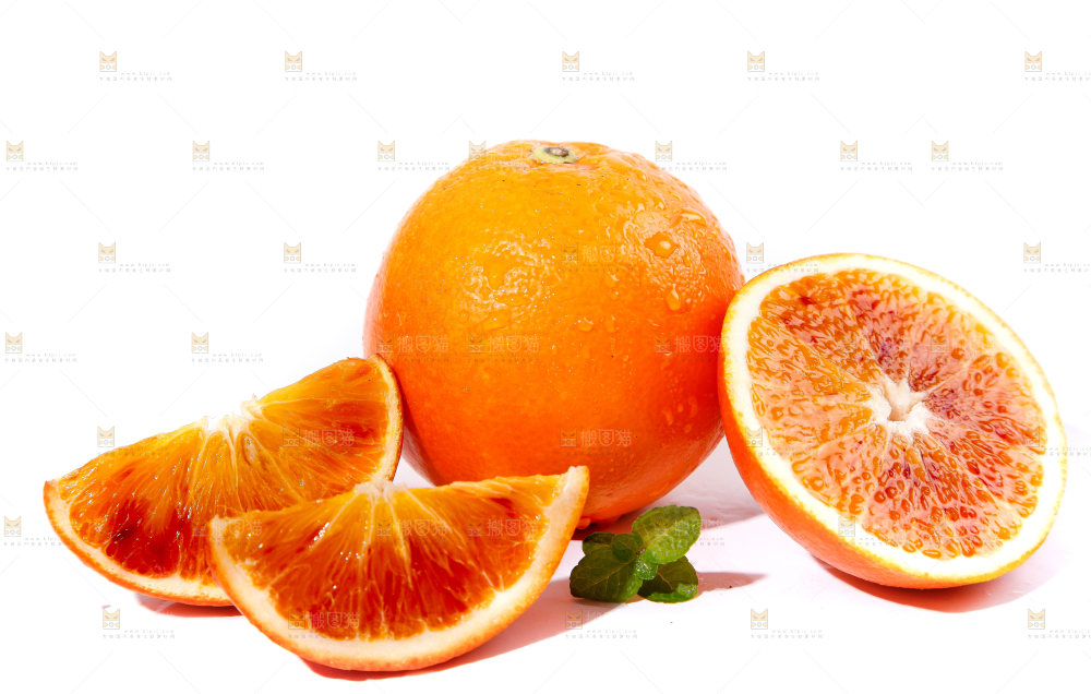 白底上摆放着塔罗科血橙