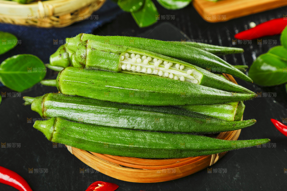 篮子里装着羊角豆