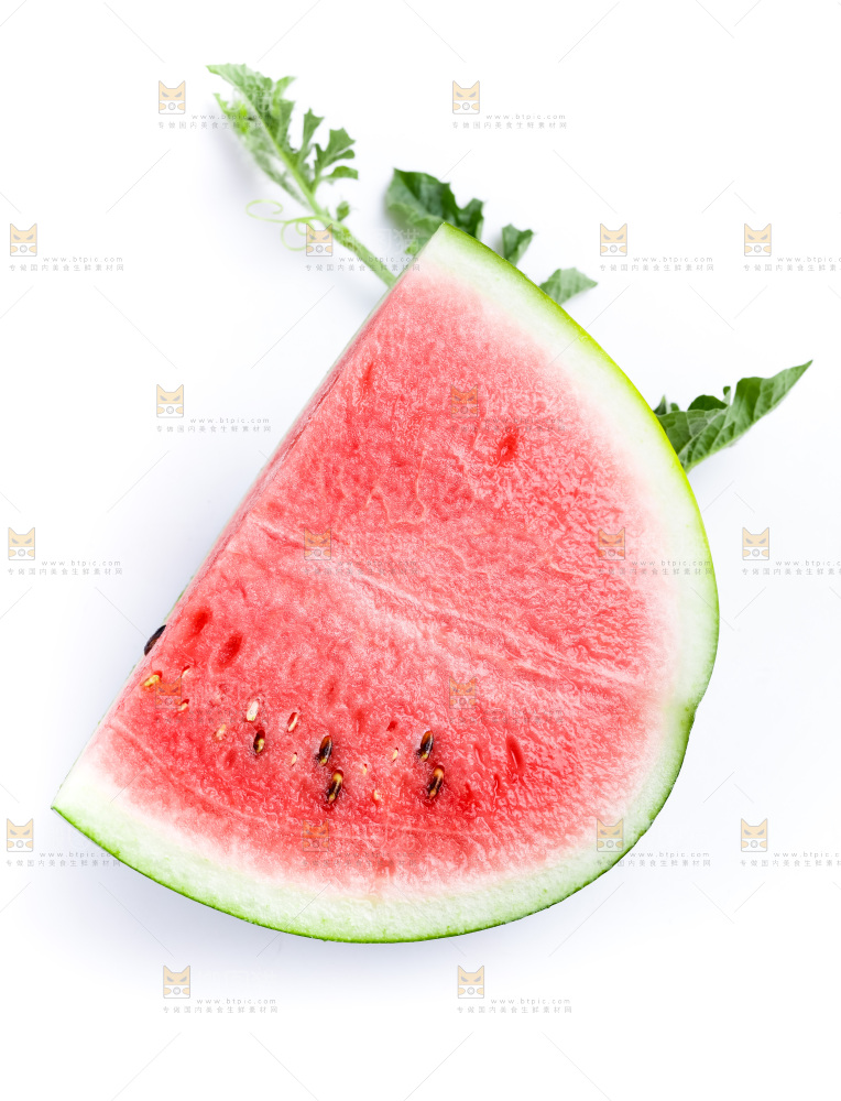 白底上摆放着麒麟西瓜