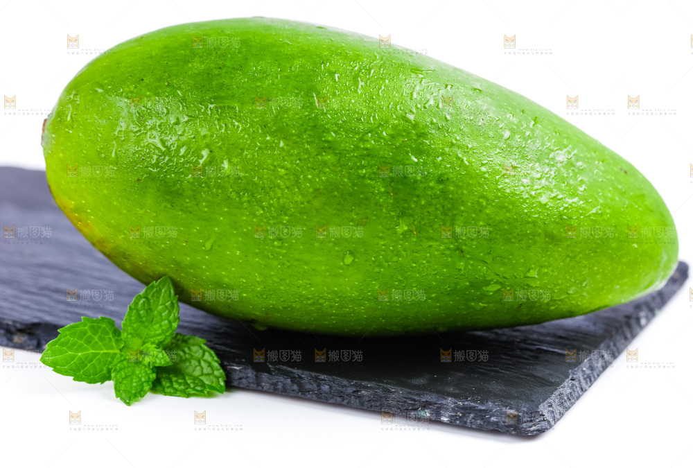 黑石板上放着大青芒