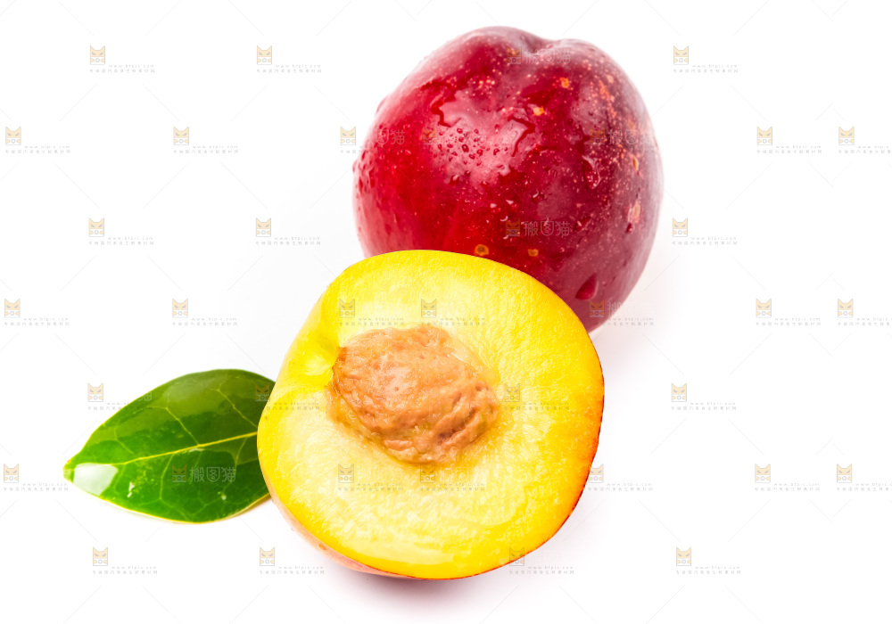 白底上摆放着黄肉油桃