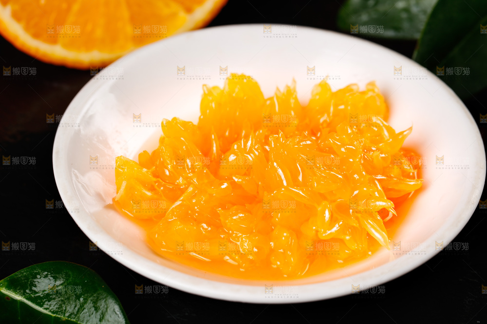 碟子里的沃柑