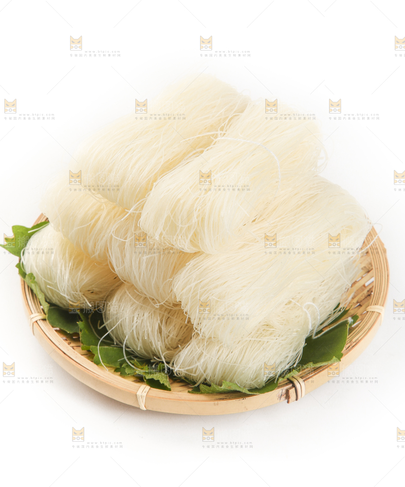 竹篮里放着粉丝