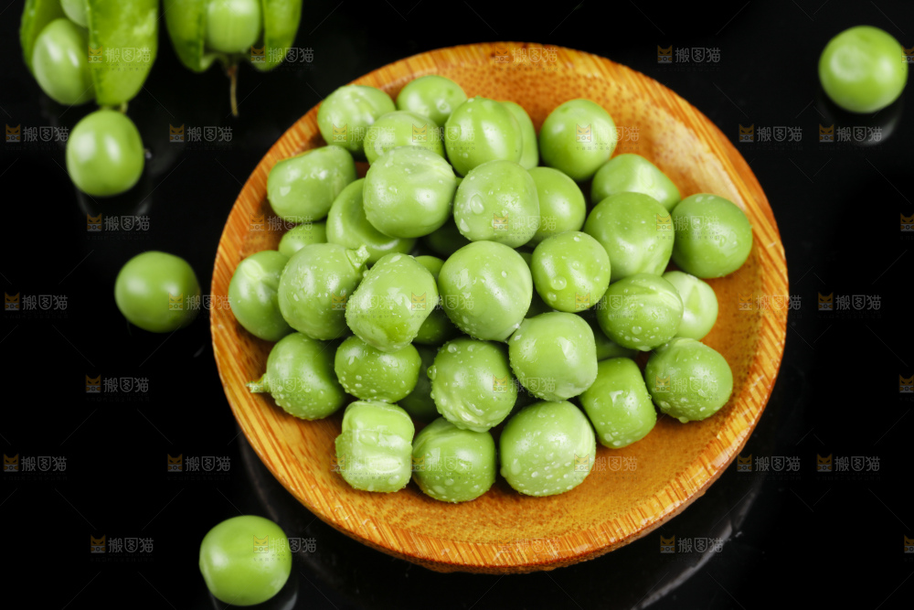 篮子里的新鲜豌豆