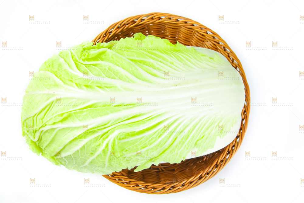 篮子上放着大白菜