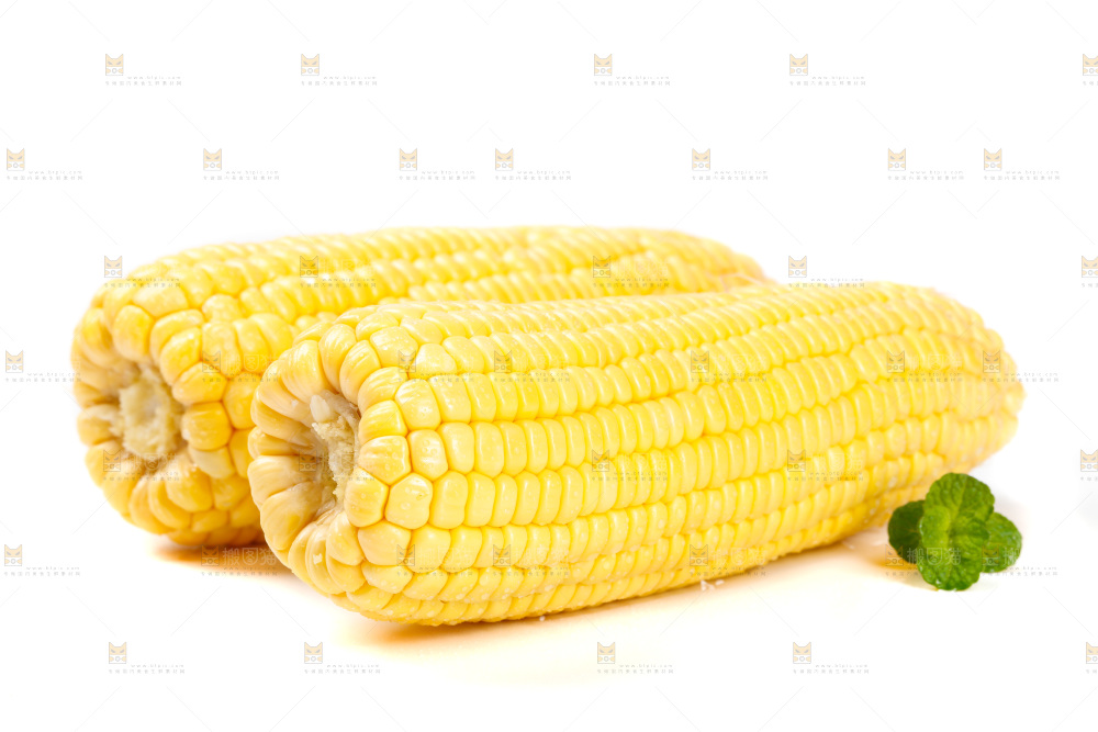 白底上放着玉米