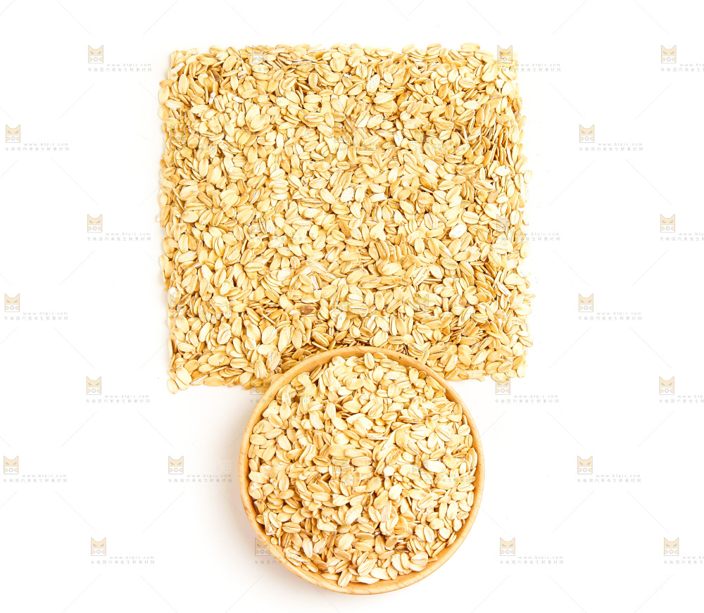 白底上的燕麦片