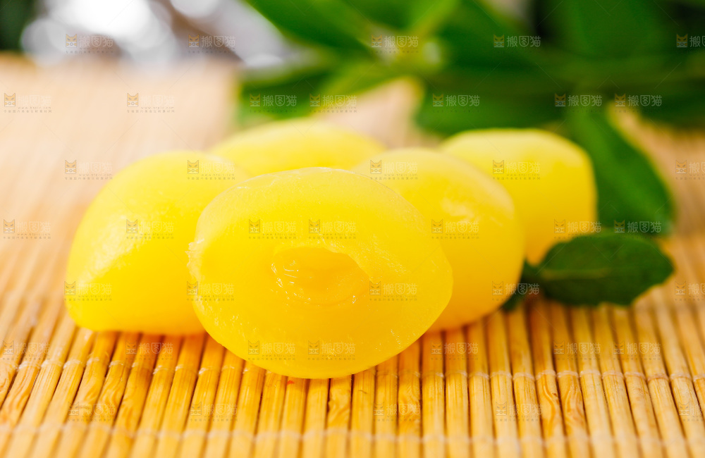 木底上的潮汕黄橄榄