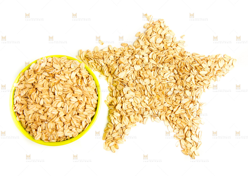 白底上的燕麦片