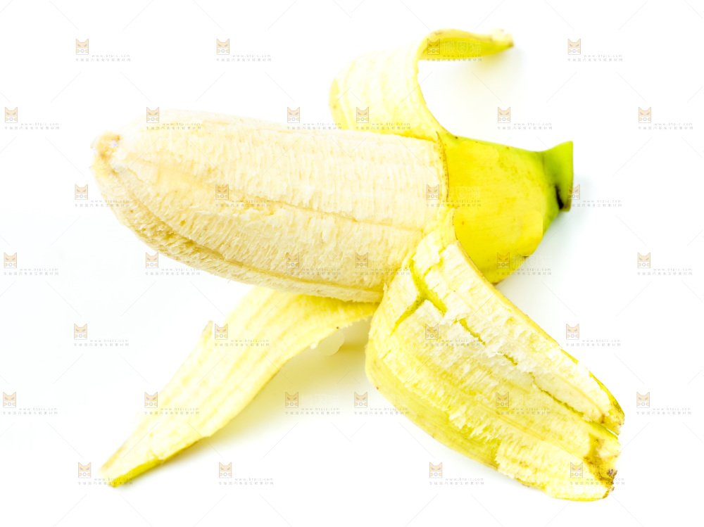 白底上放着新鲜小米蕉