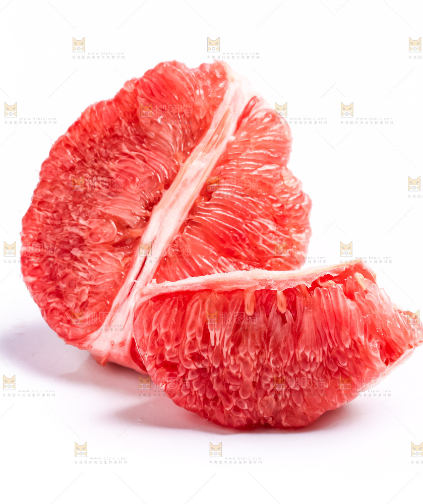 白底上放着红心蜜柚