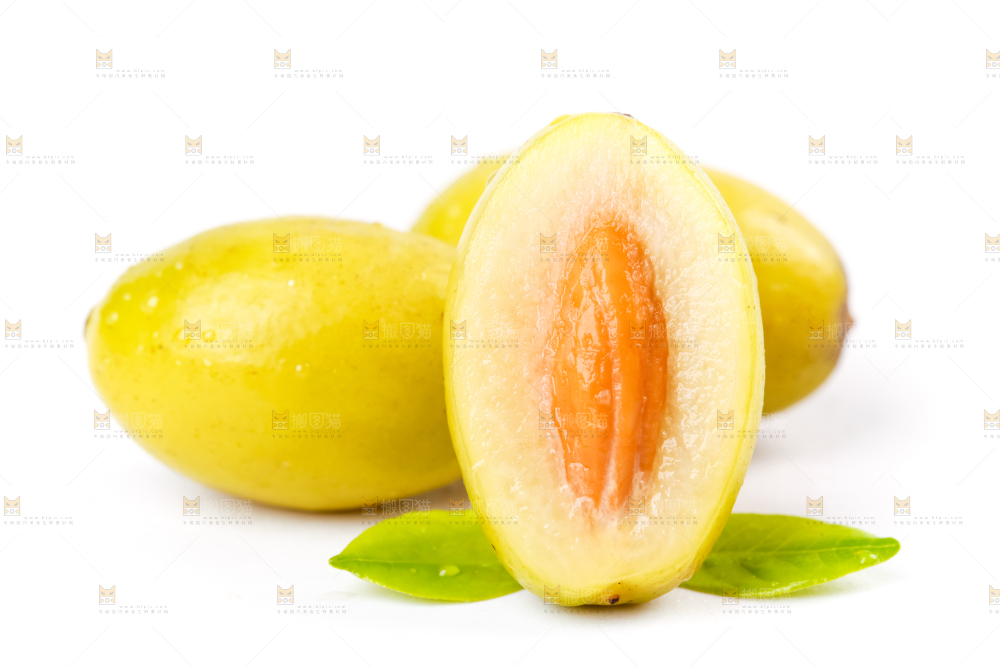 白底上放着橄榄