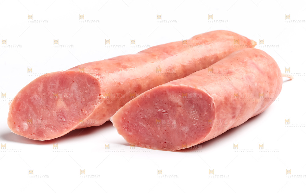 白底上摆放着肉肠