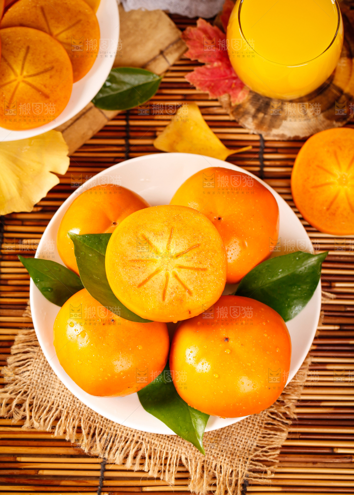 深底上的脆柿子