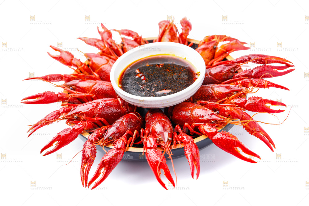 盘子里的清蒸小龙虾
