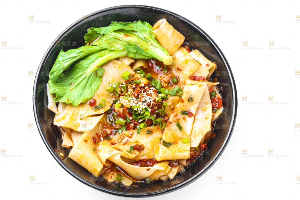 碗里的香辣手擀面