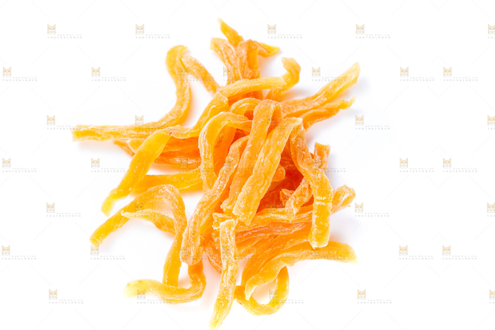 白底上放着红薯干