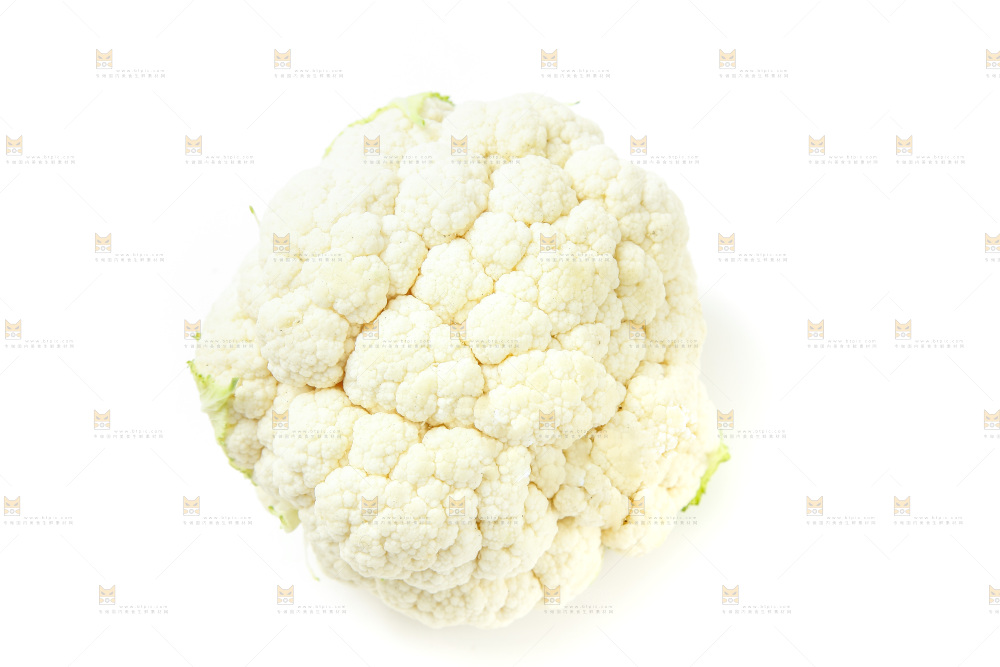白底上放着花椰菜