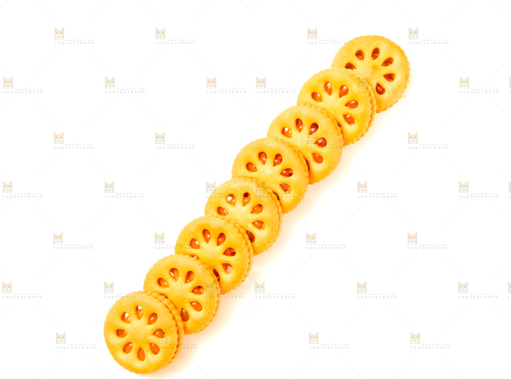 白底的夹心饼干