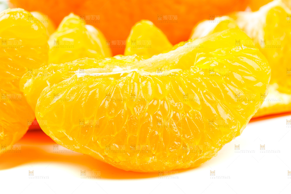 白底上的丑柑