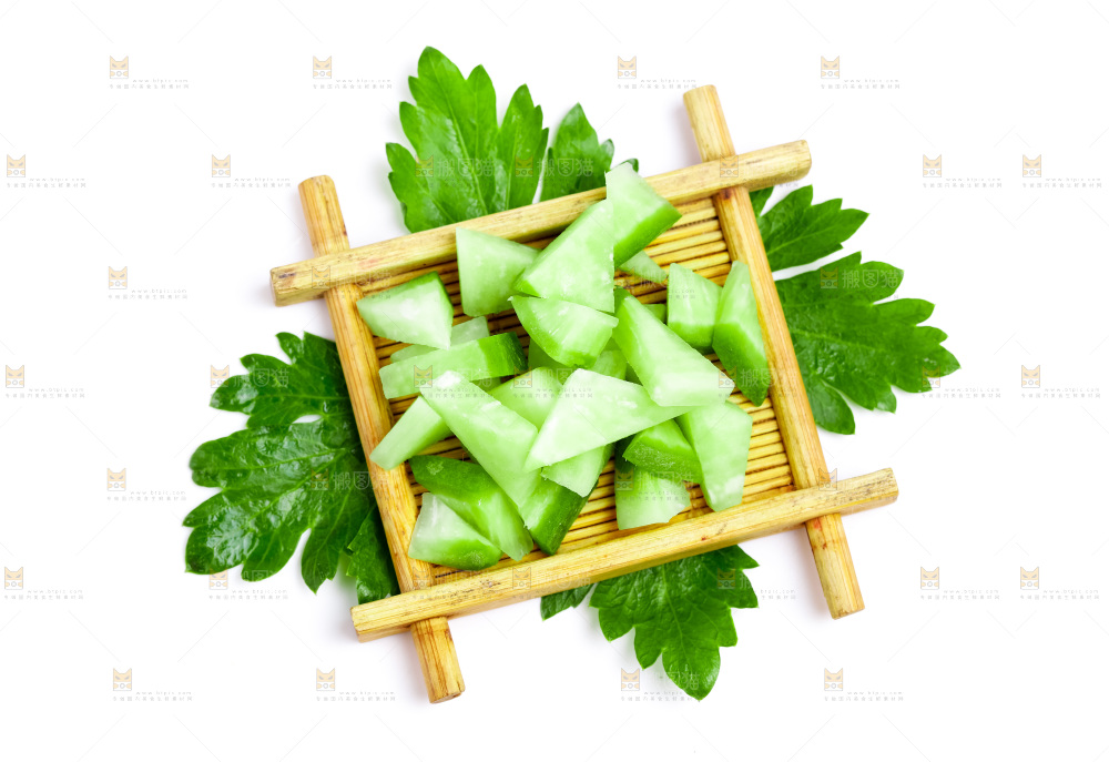 白底上放着水果萝卜