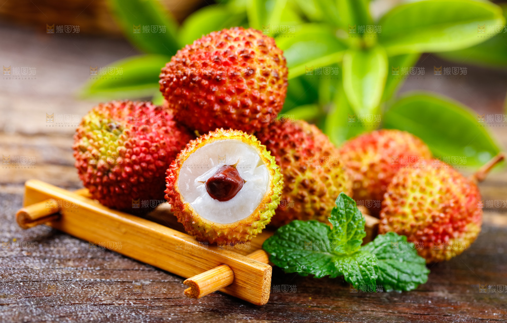 木底上的海南妃子笑