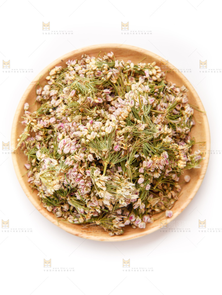 碟子里装着扎蒙花