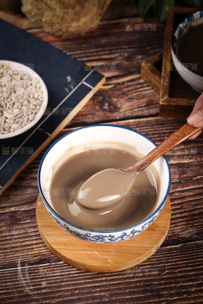 一碗冲泡过的柴葛粉